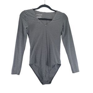 XS Everlane Long Sleeve Bodysuit V Neck Black White Stripes